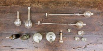 Konvolut historického laboratorního skla Konvolut historického laboratorního skla